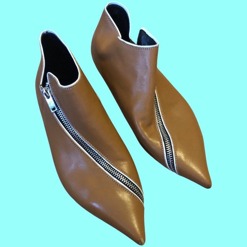 *DESIGNER - Celine Low Boot Nappa Zip*